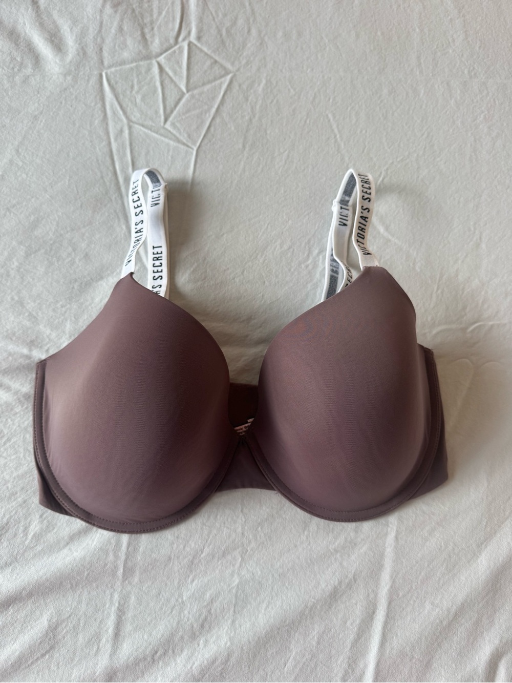 Victoria's Secret Molded T-Shirt Bra in Mauve Brown with White Logo Straps